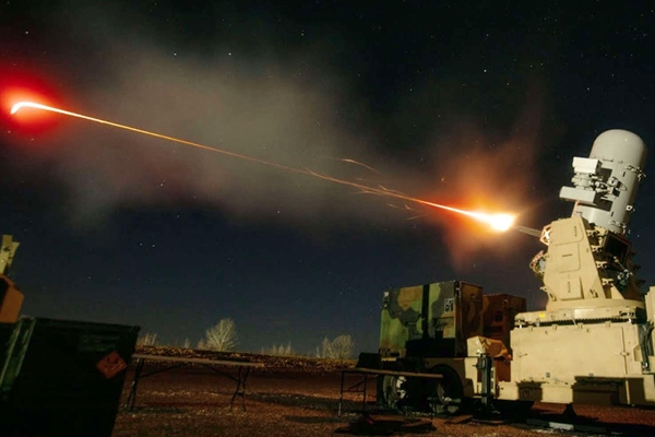 Nhận diện vũ khí C-RAM - “Áo giáp” của căn cứ Mỹ